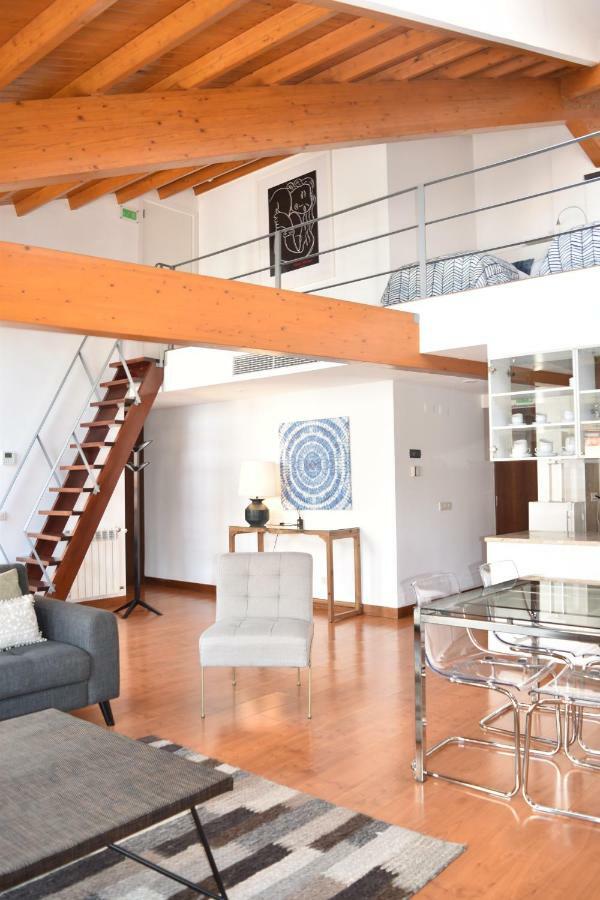 Architect-Designed Loft In A Historic Hilltop Neighborhood Lisboa المظهر الخارجي الصورة
