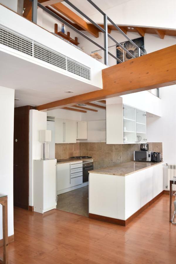 Architect-Designed Loft In A Historic Hilltop Neighborhood Lisboa المظهر الخارجي الصورة